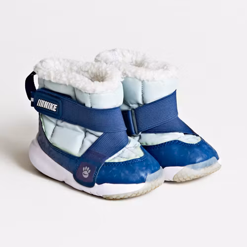 Vinterkängor - Nike - Storlek 23,5