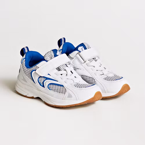 Sneakers - Lejon - Storlek 30