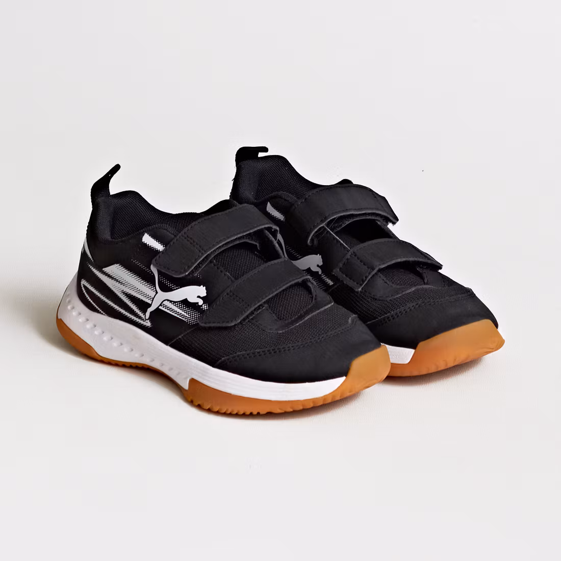 Träningsskor - Puma - Storlek 33