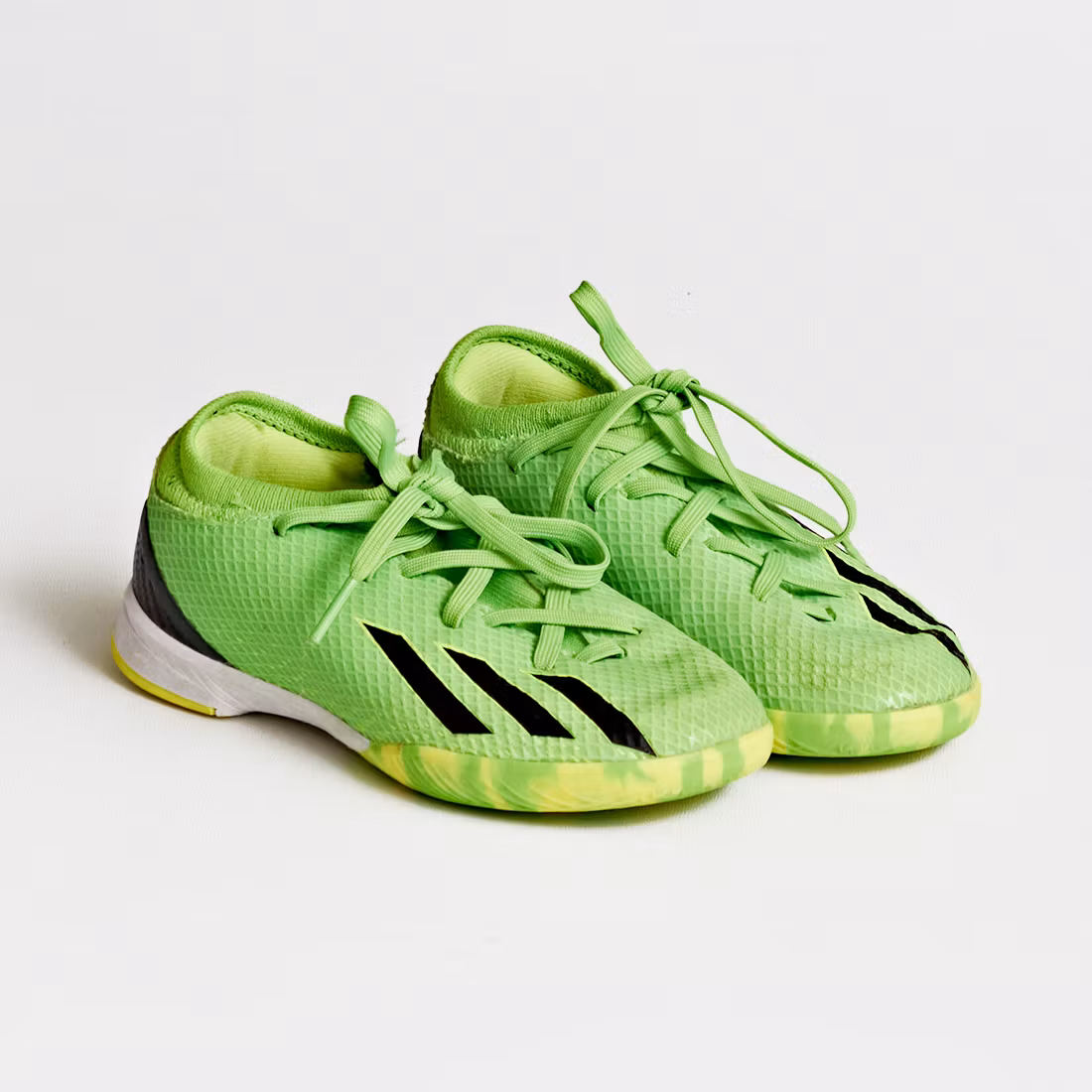 Träningsskor - Adidas - Storlek 31