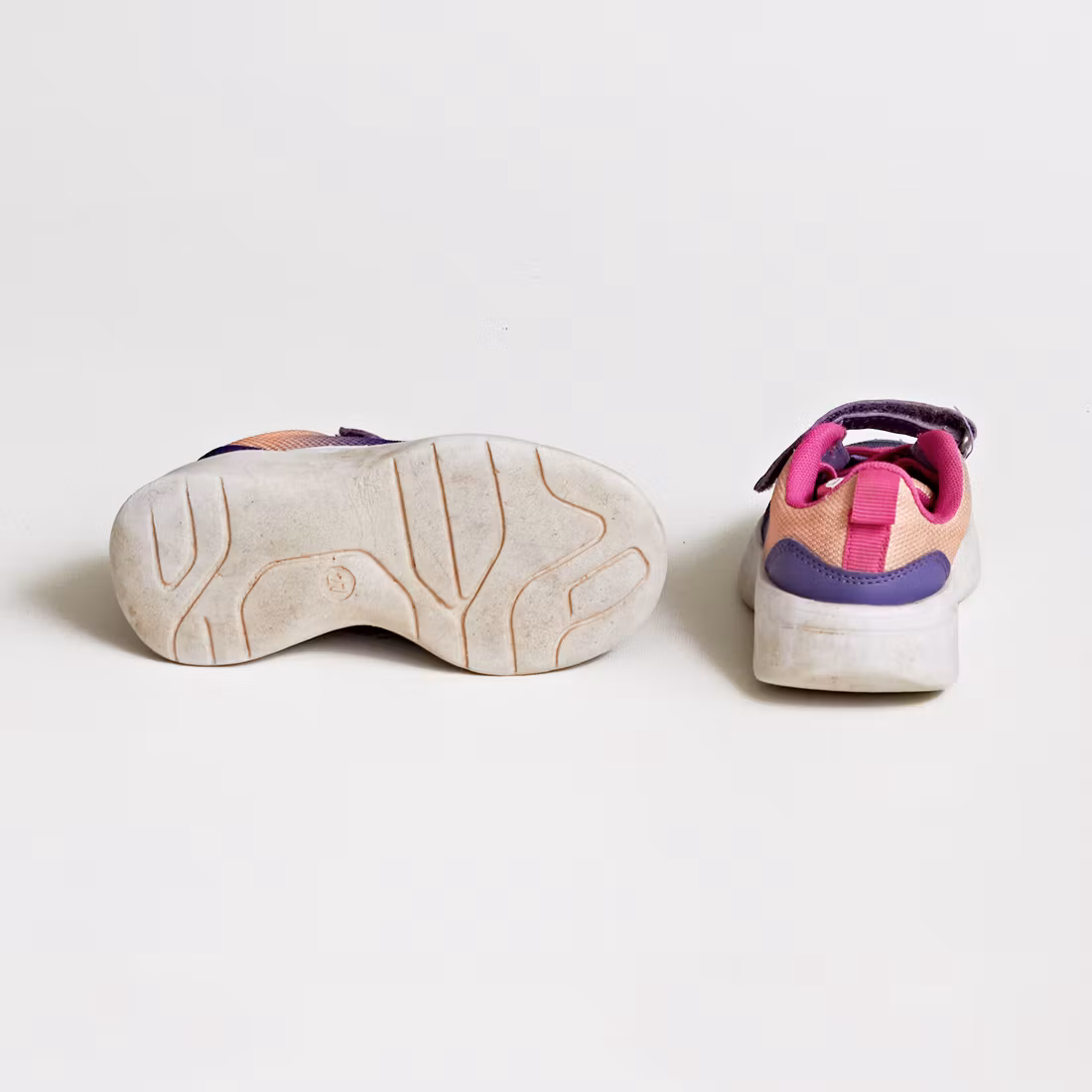 Sneakers - Lejon - Storlek 27