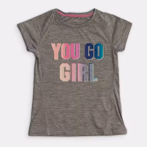 T-shirt - H&M - Storlek 122/128