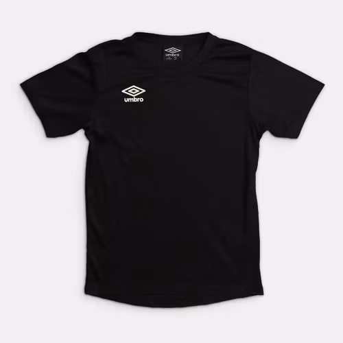 T-shirt - Umbro - Storlek 140
