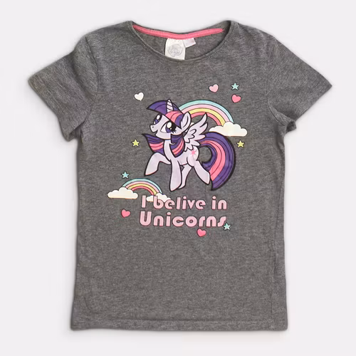 T-shirt - Storlek 122/128