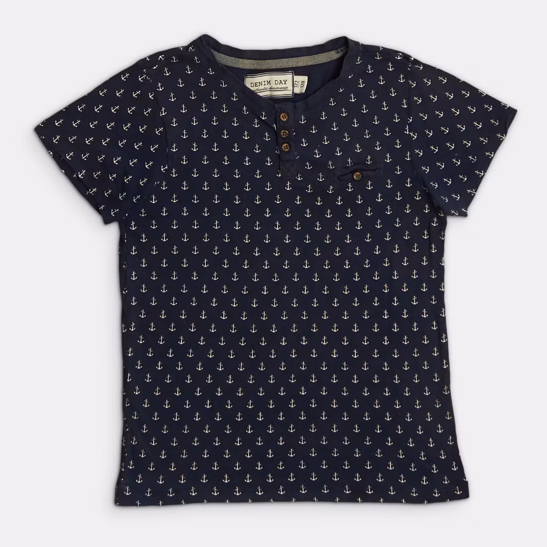 T-shirt - Storlek 122/128
