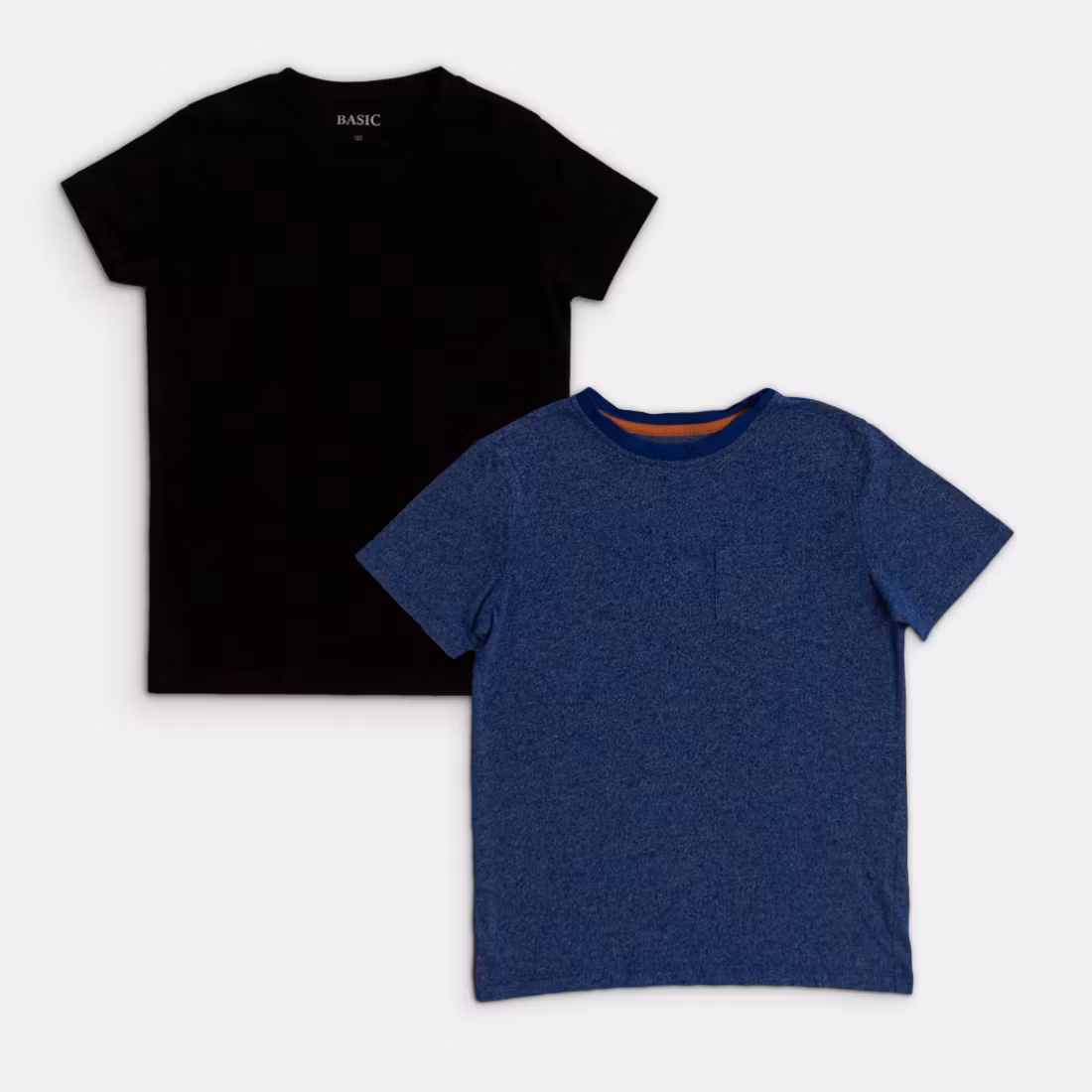T-shirts - Storlek 122/128
