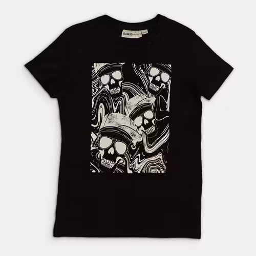 T-shirt - Storlek 122/128