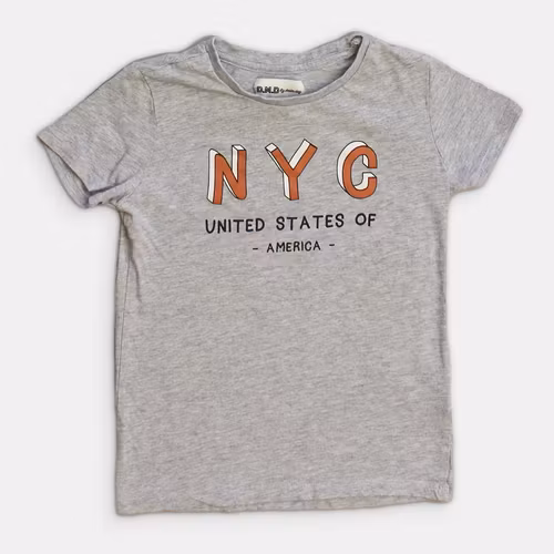 T-shirt - Storlek 122/128