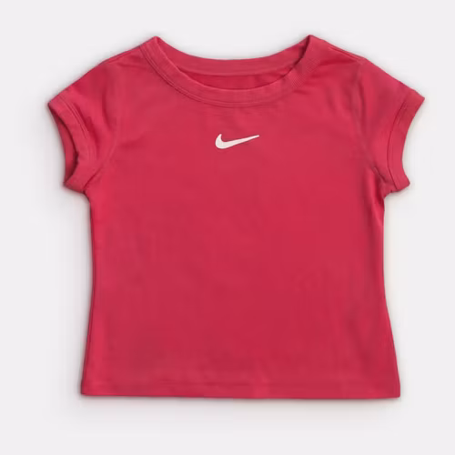 T-shirt - Nike - Storlek 122/128