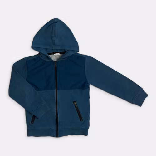 - Storlek 122/128 -