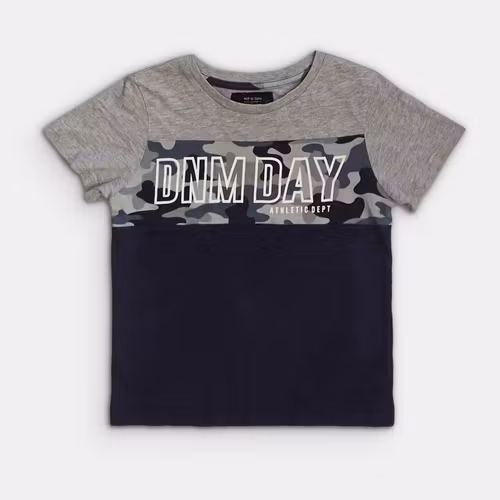 T-shirt - Storlek 110/116