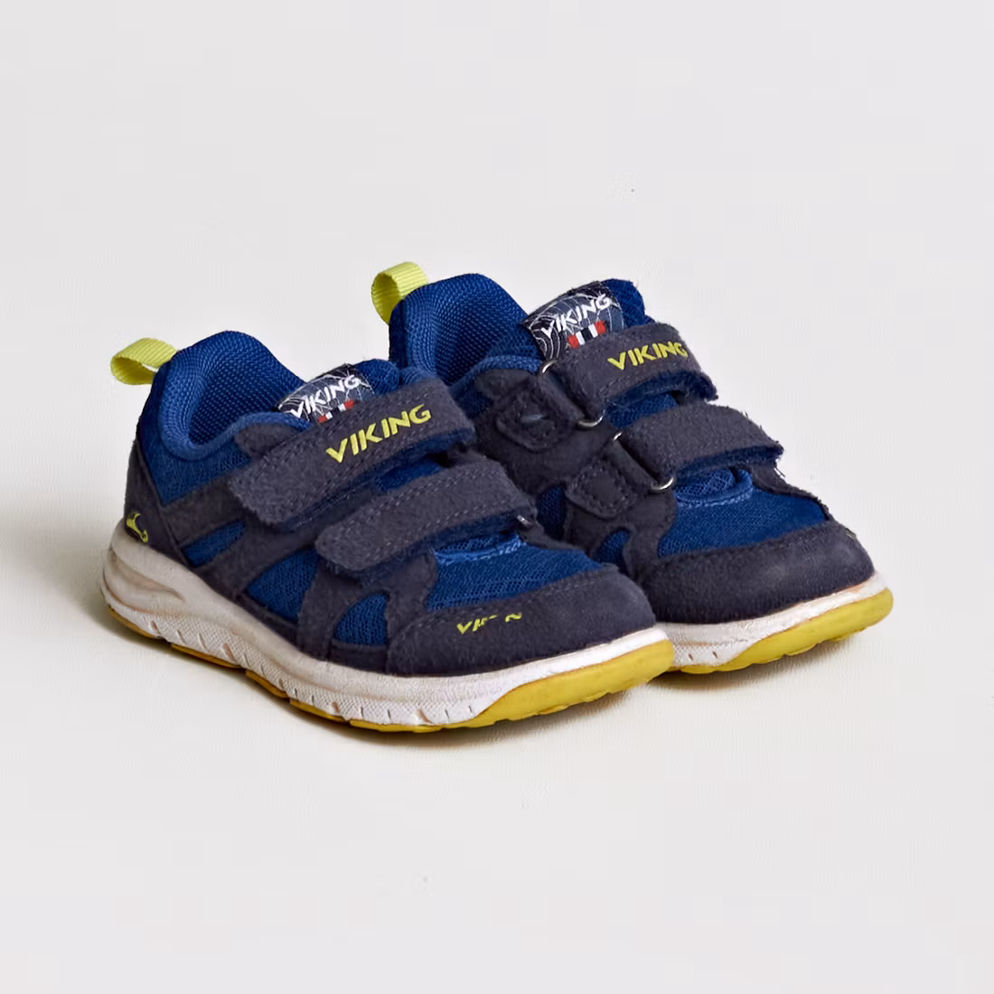 Sneakers - Viking - Storlek 24