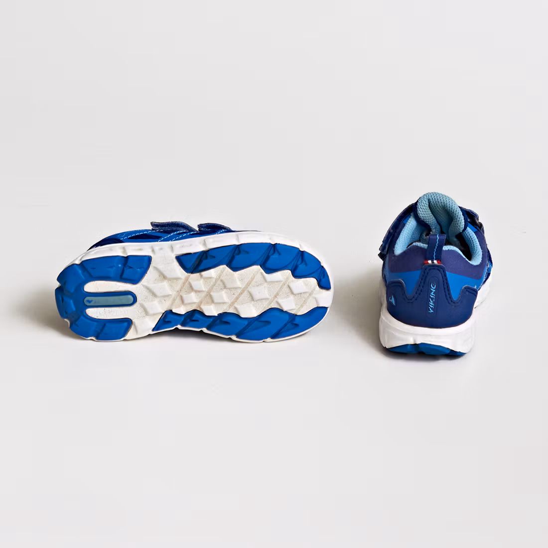 Sneakers - Viking - Storlek 26