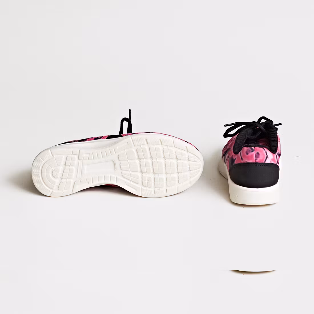 Sneakers - Storlek 35