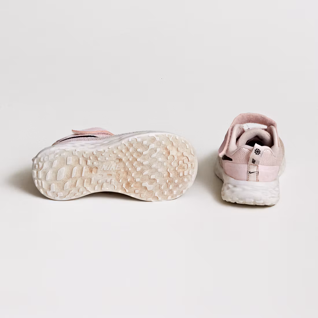 Sneakers - Nike - Storlek 26