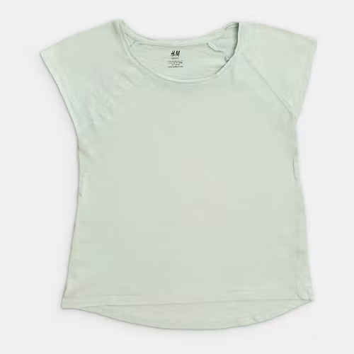 T-shirt - H&M - Storlek 134/140