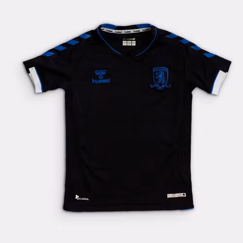 T-shirt - Hummel - Storlek 128