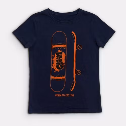 T-shirt - Storlek 122/128