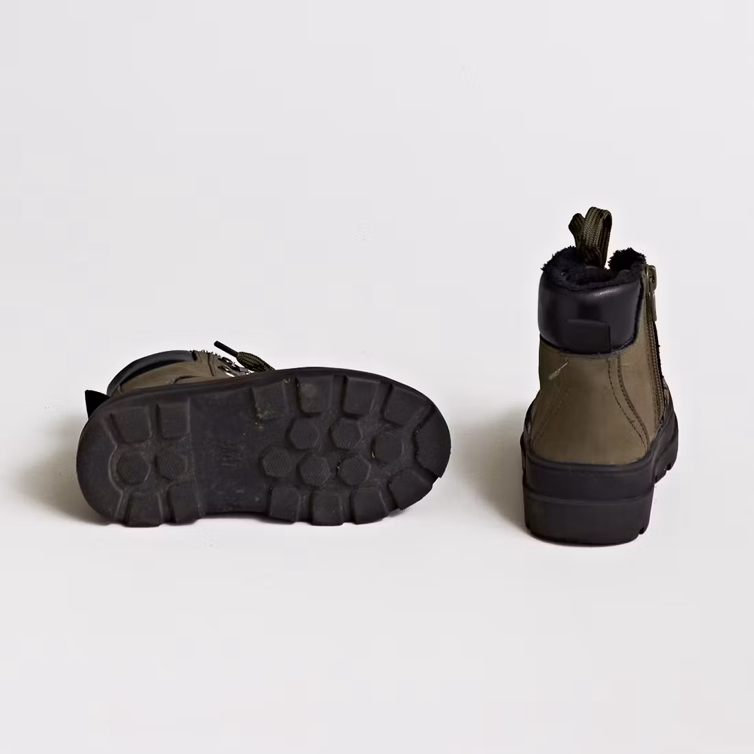 Fodrade kängor - H&M - Storlek 25
