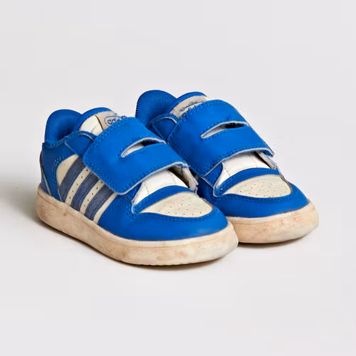 Sneakers - Adidas - Storlek 24