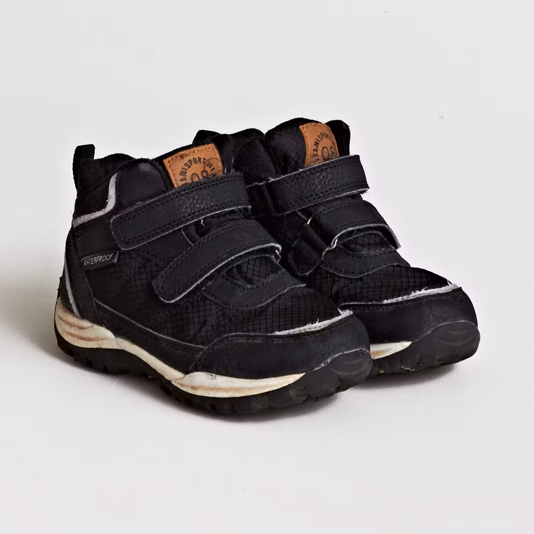Sneakers - Storlek 27