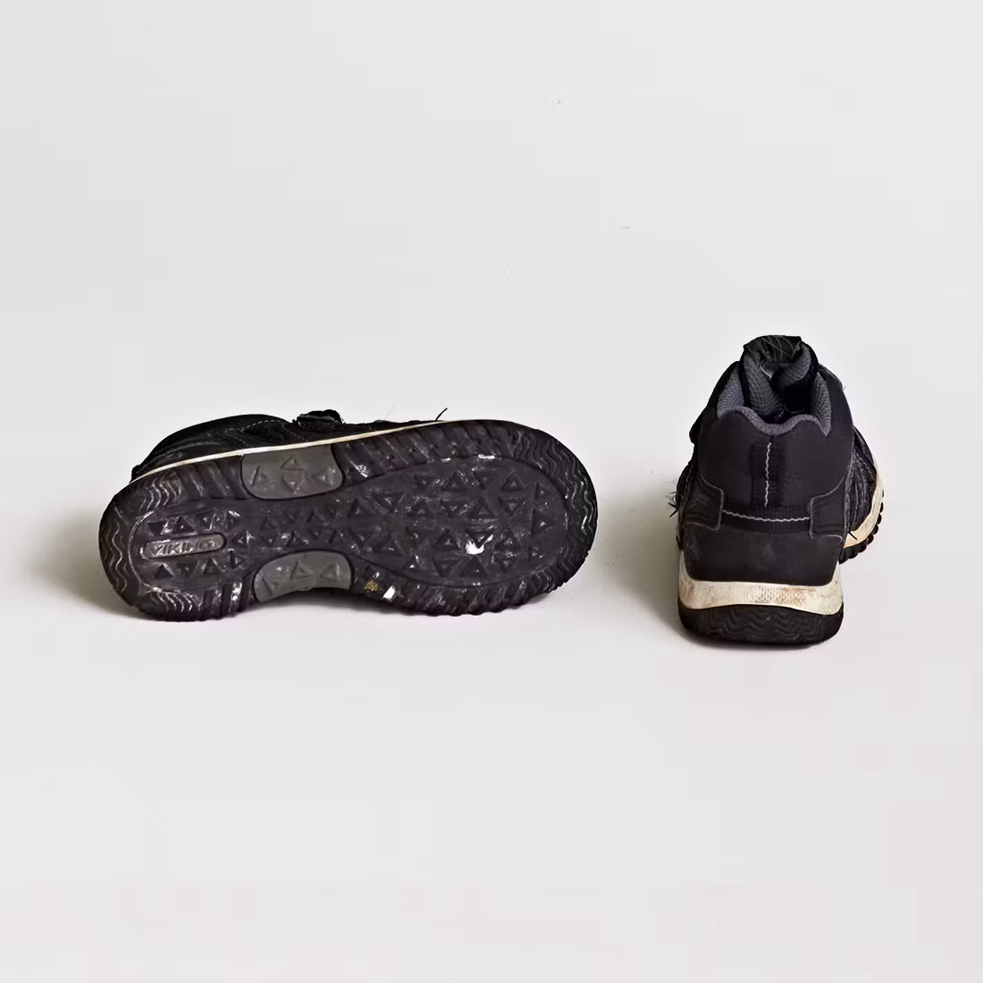 Sneakers - Viking - Storlek 27