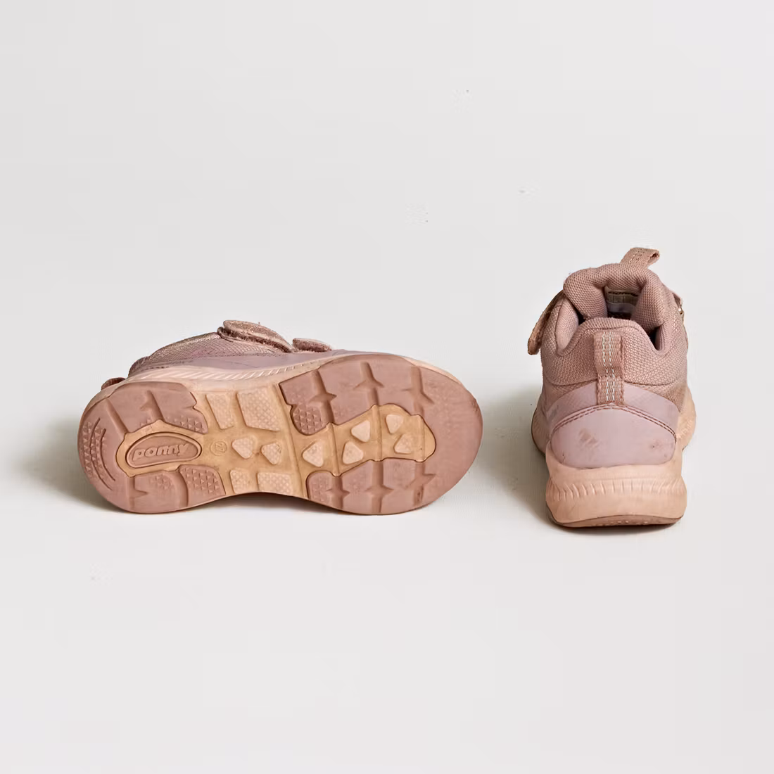 Sneakers - Storlek 27