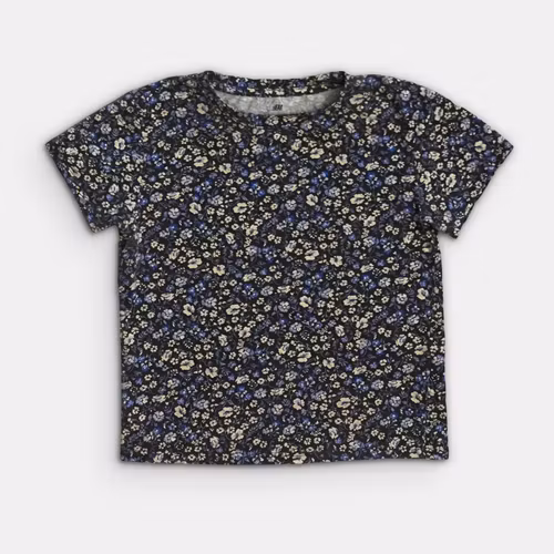 T-shirt - H&M - Storlek 122/128