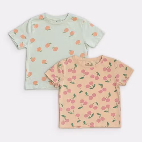 T-shirts - H&M - Storlek 122/128