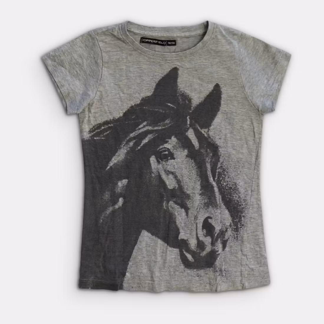T-shirt - Storlek 122/128