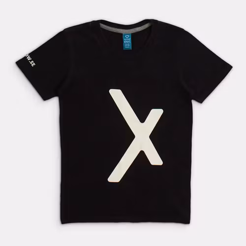 T-shirt - Storlek 122/128