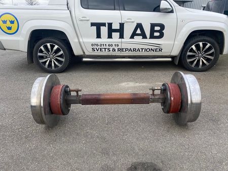 Rälshjul, axlar med broms (Max belastning/axel 10 000kg)