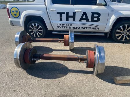 Rälshjul, axlar med broms (Max belastning/axel 10 000kg)