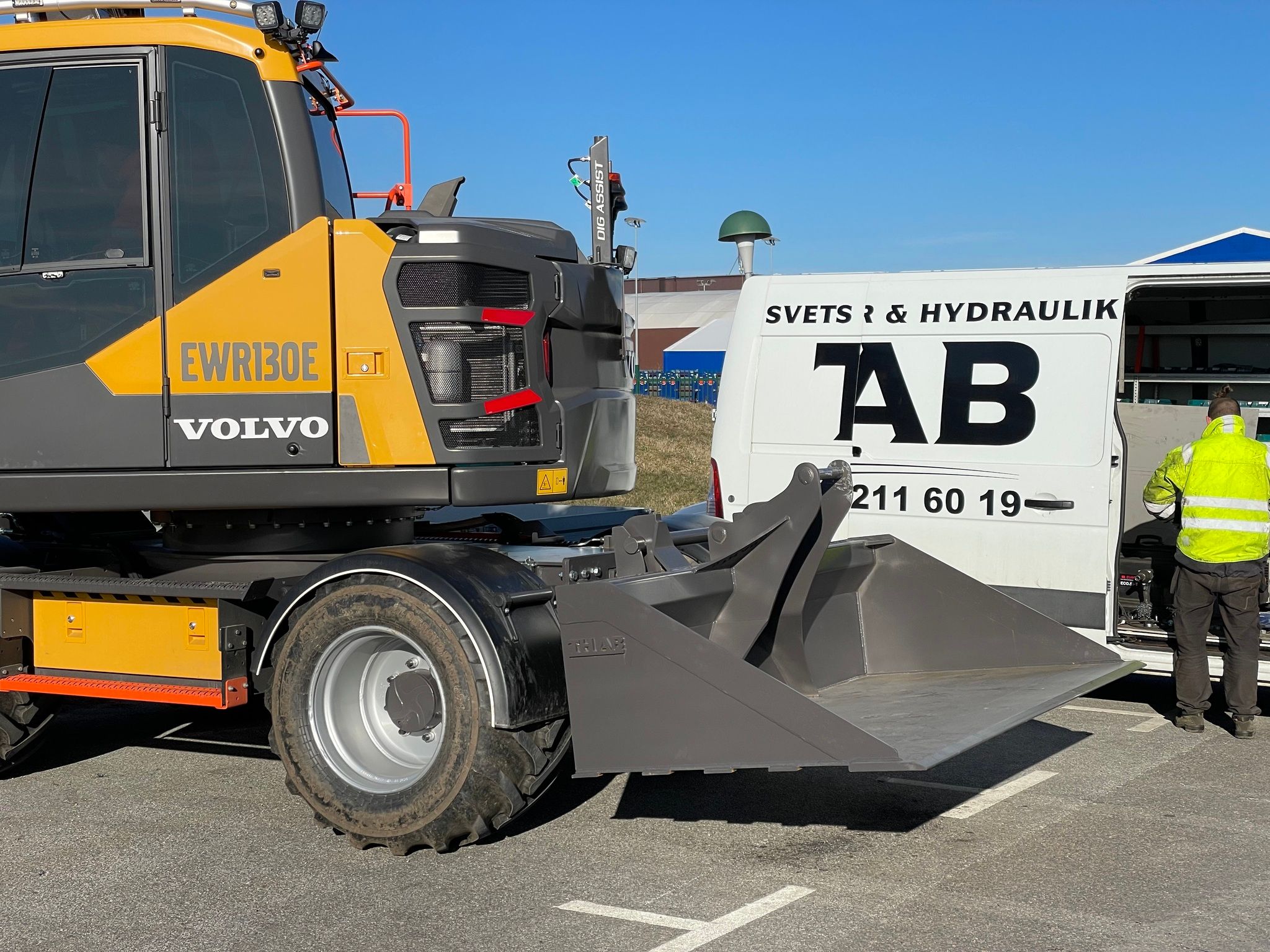 Volvo EW Modeller EWR130  Fastmonterat ST-BM Fäste