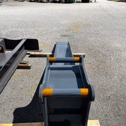 Skopa med dubbelfäste s60