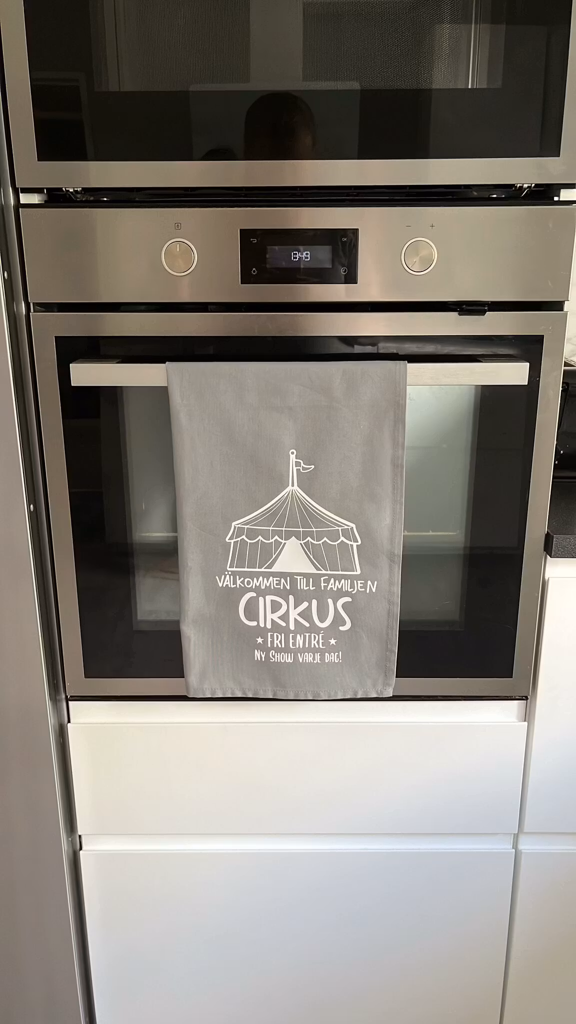 KÖKSHANDDUK, FAMILJEN CIRKUS