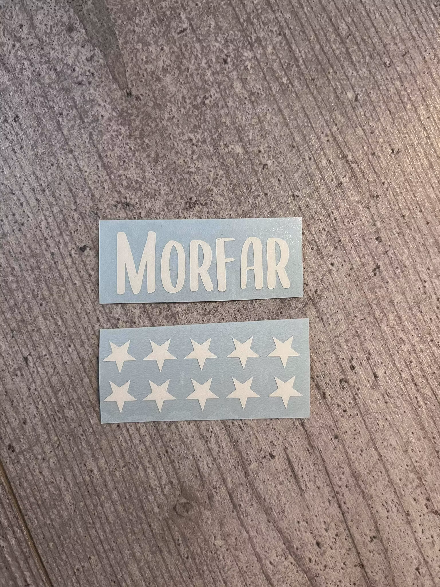OUTLET, DEKAL (Morfar)