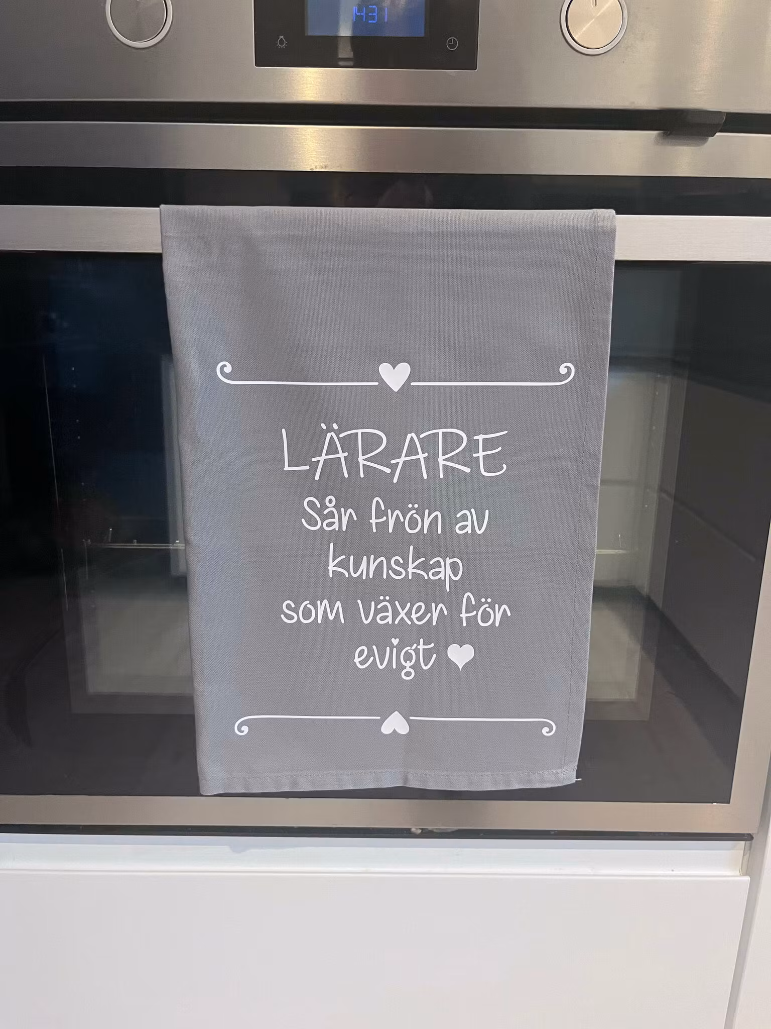 KÖKSHANDDUK, LÄRARE