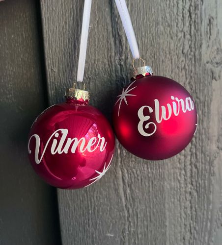 JULKULA, RÖD (med valfritt namn)