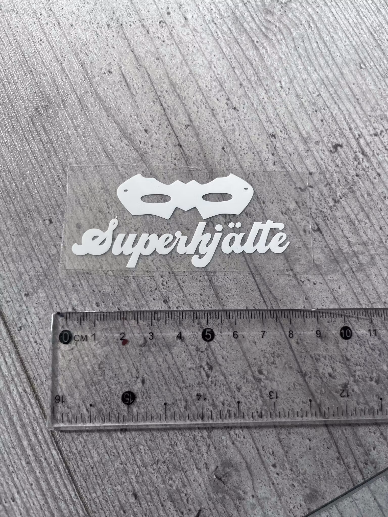 TEXTILTRYCK, SUPERHJÄLTE