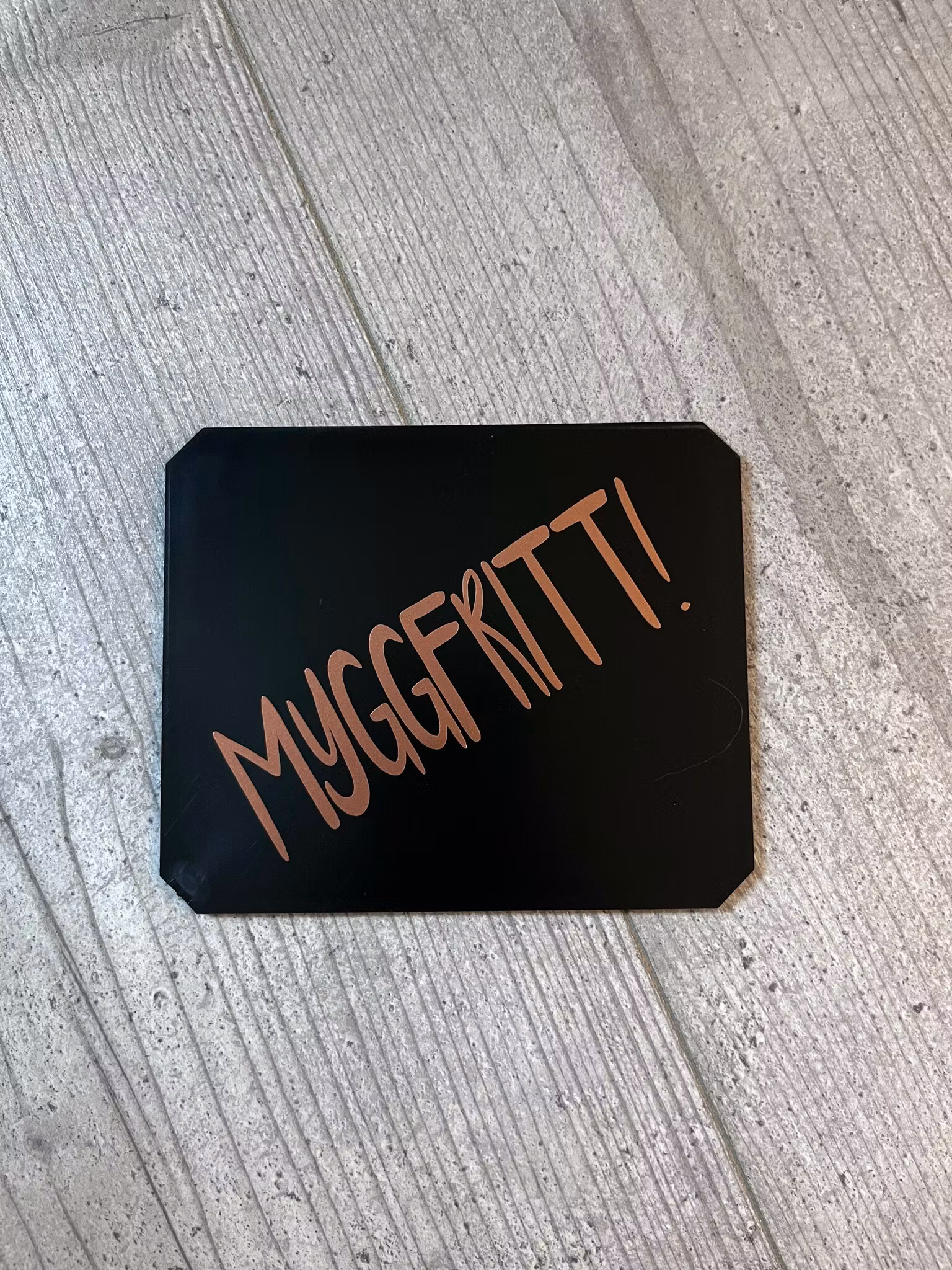 ISSKRAPA, MYGGFRITT!