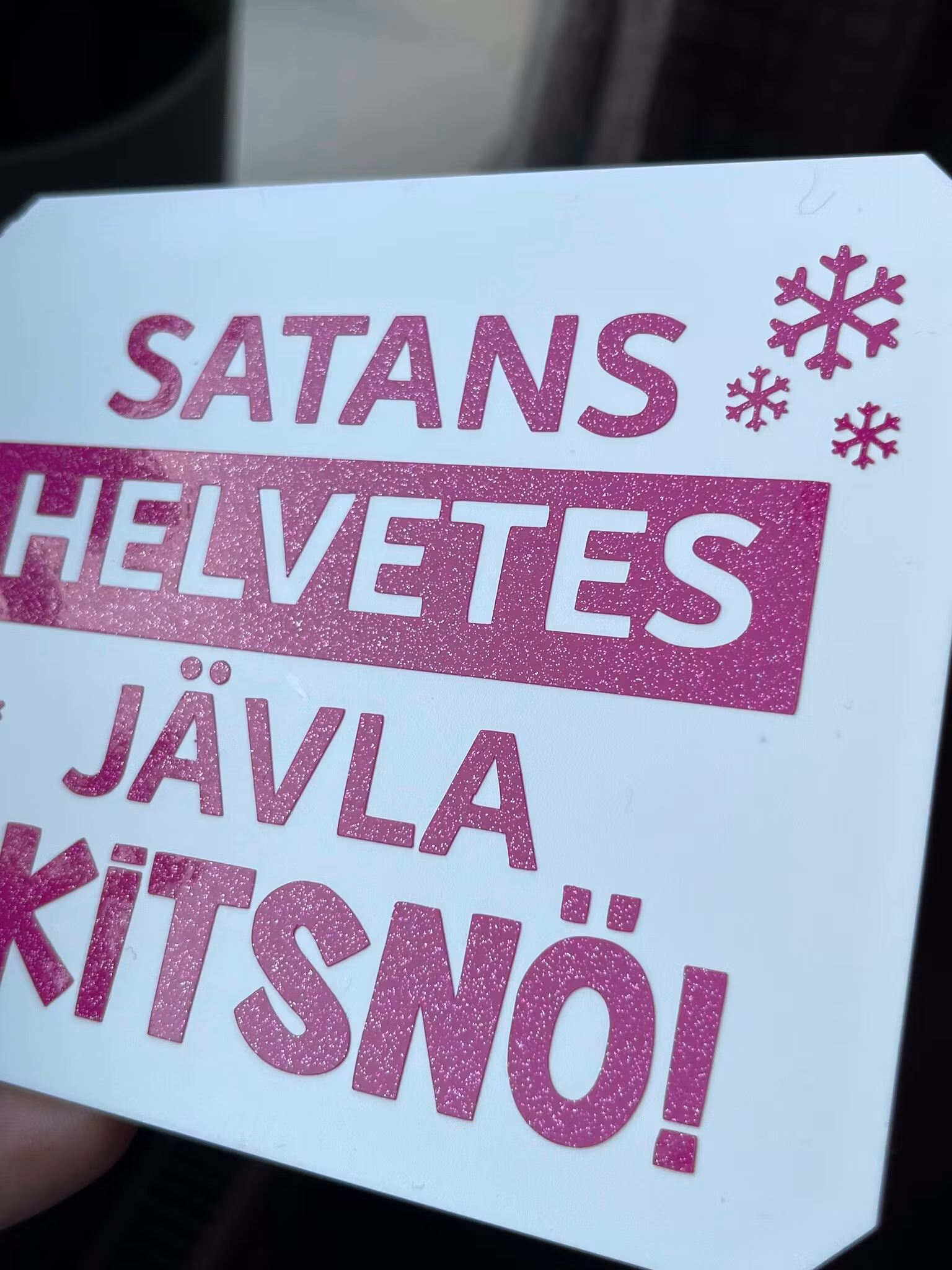 ISSKRAPA, SKITSNÖ! (rosa glitter)
