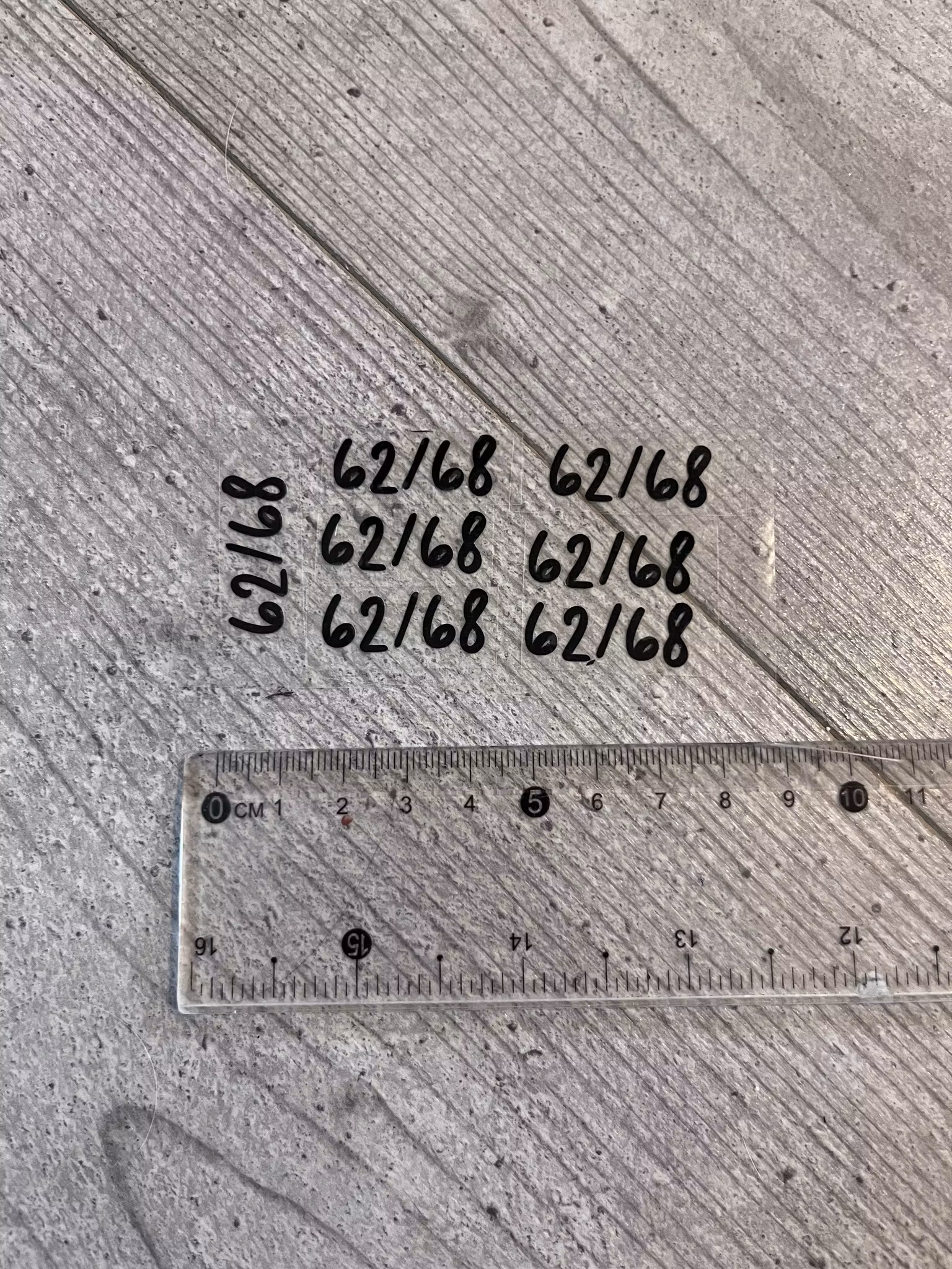 TEXTILTRYCK, STORLEK (62/68)