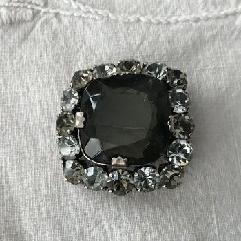Brosch  Vintage