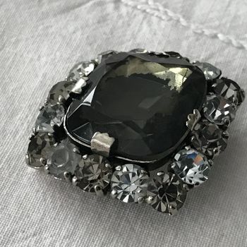 Brosch  Vintage