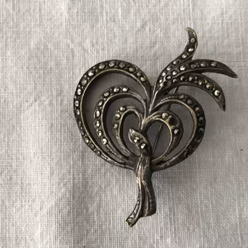 Brosch  Vintage