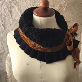 Pälskrage. Unik. Återbrukad päls