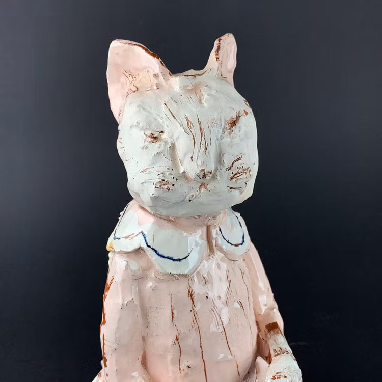 Kattskulptur av Marika Beutler