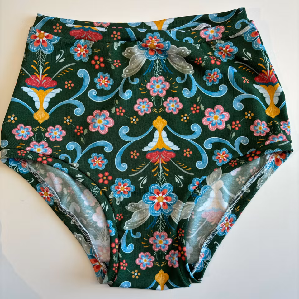 Trosor med hög midja och bred gren