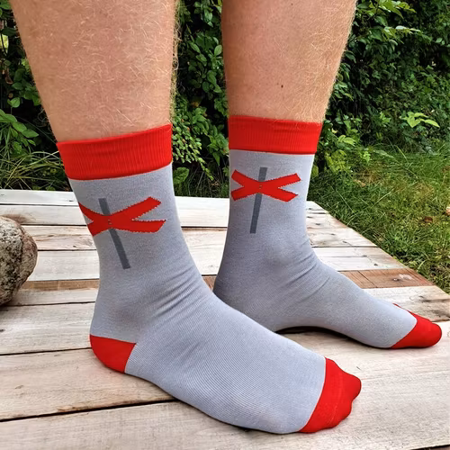 Strumpor i bambu med ledkryss